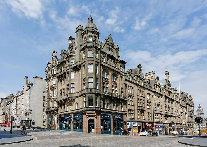Royal Mile Mansions 14