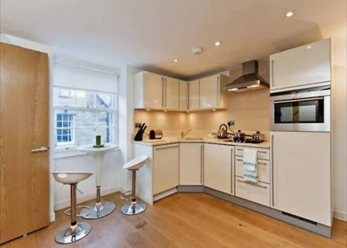 My-canning Street *