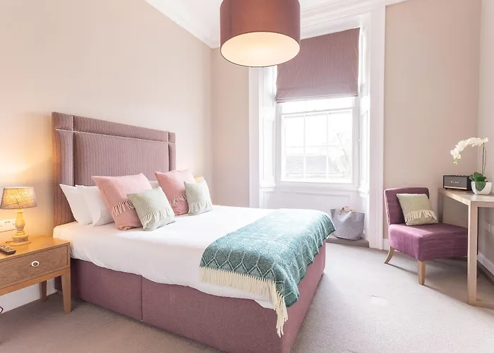 No1 - George Iv Bridge Otel