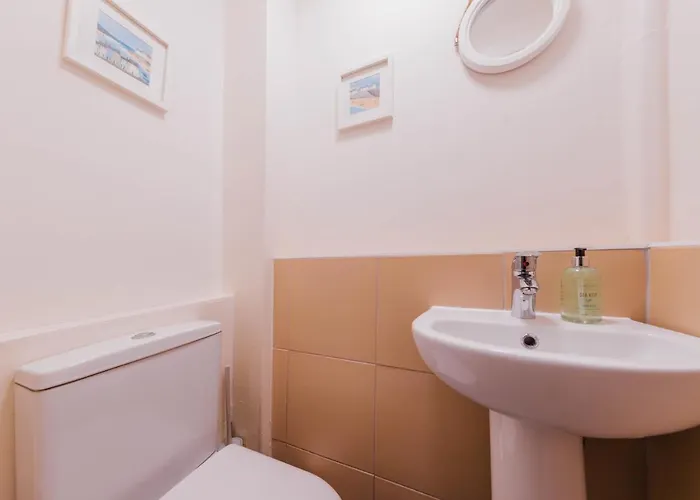 Stylish And Comfortable Centre