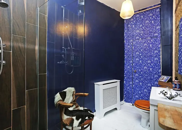 Joivy Iconic Colorful On The Royal Mile * Εδιμβούργο