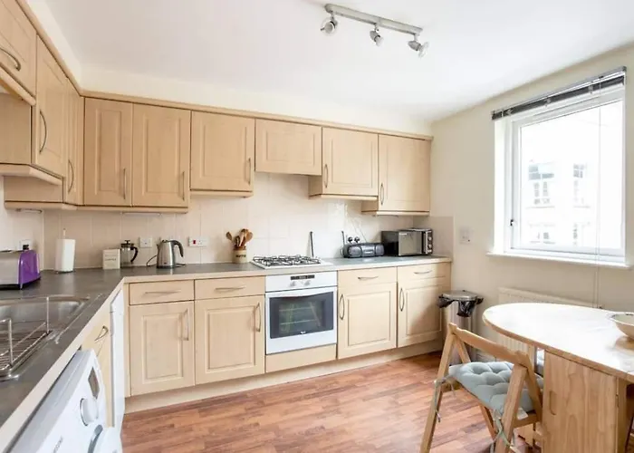 شقة Dicksonfield - Modern 2 Bed, 2 Bath Close To Centre