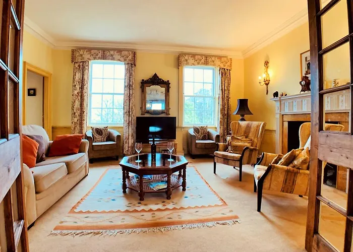 F2 Charming Centre Full Of Character Apartment Edinburgh
