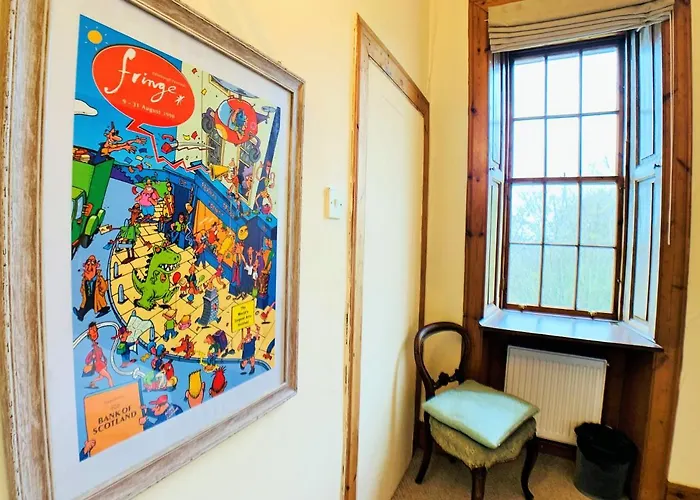 F2 Charming Centre Full Of Character Apartment *