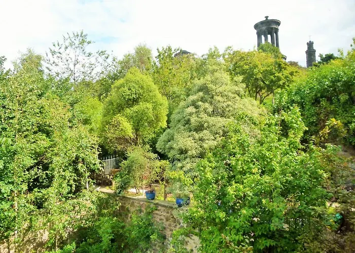 F2 Charming Centre Full Of Character Apartment Edinburgh