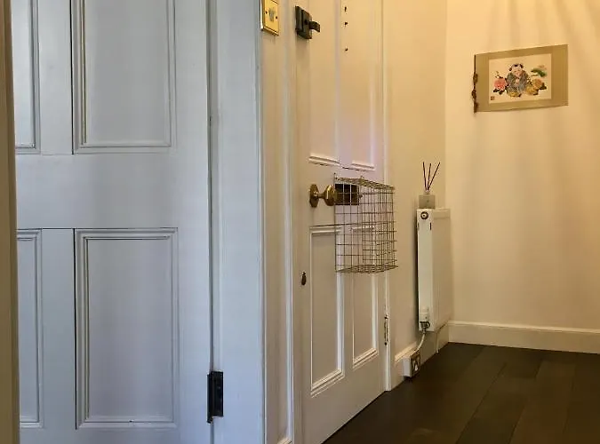 דירה Good Times Elm Row Centre *