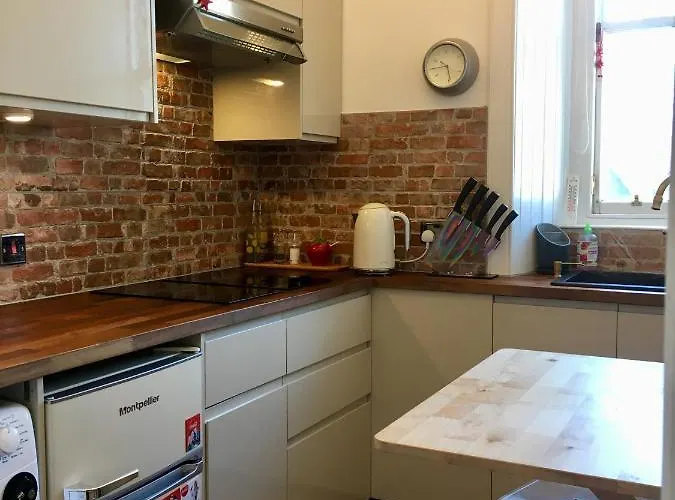 Good Times Elm Row Centre דירה אדינבורו