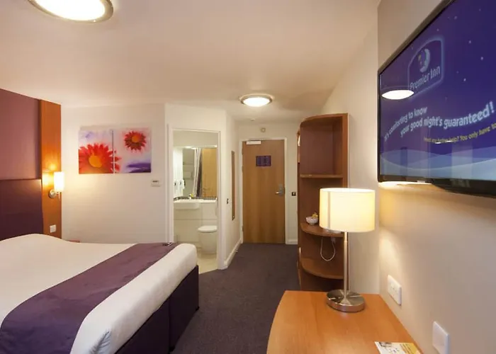 Hotel Premier Leith Waterfront 3*