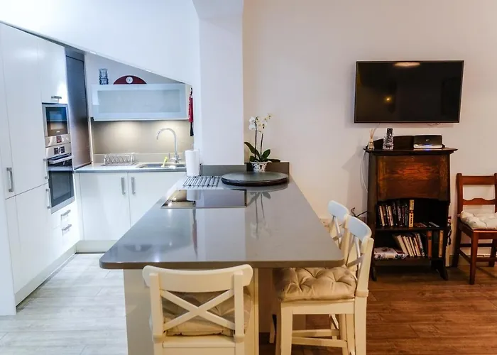 Apartament Quiet Ground Floor Mews Flat And Parking Edynburg