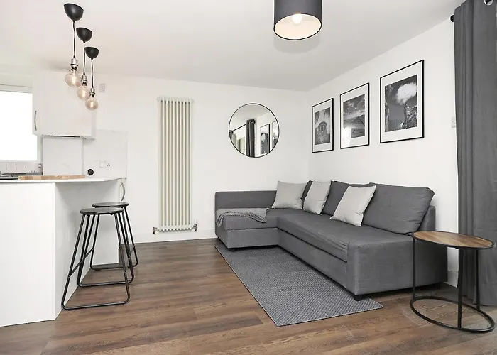 Joivy Contemporary Royal Mile With Balcony Apartament *