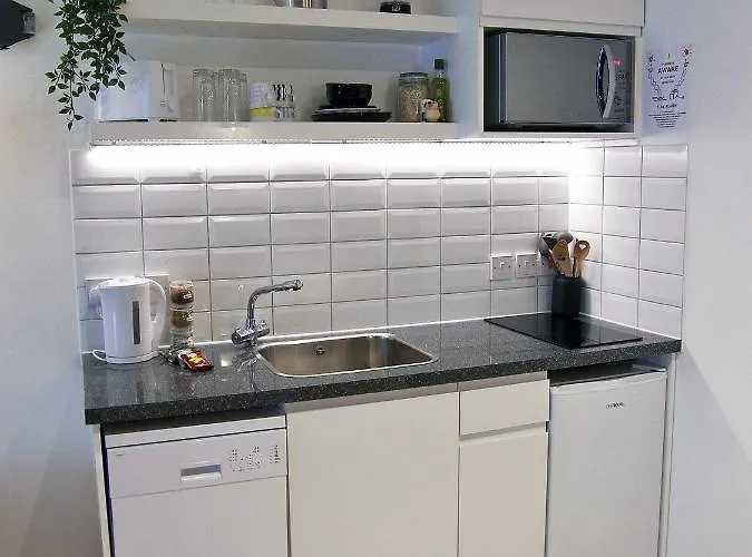 Beaverhall Holiday Apartments * אדינבורו