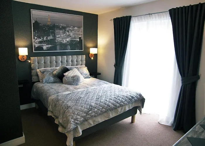 דירה Beaverhall Holiday Apartments אדינבורו