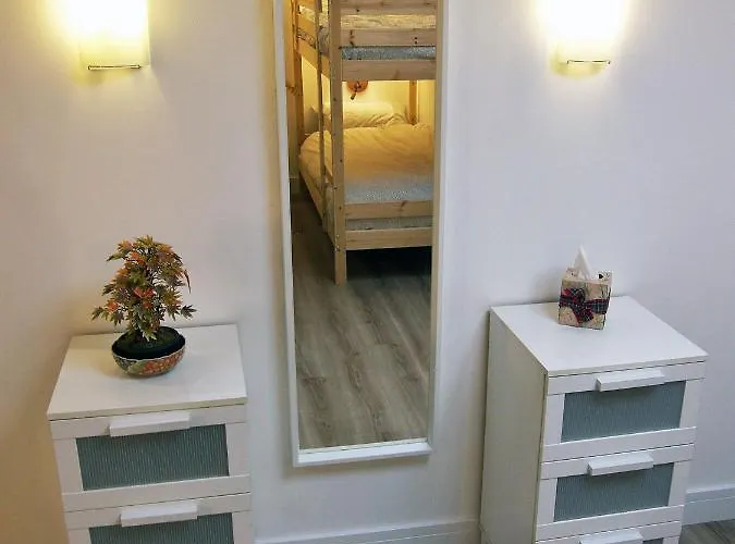 Beaverhall Holiday Apartments * אדינבורו