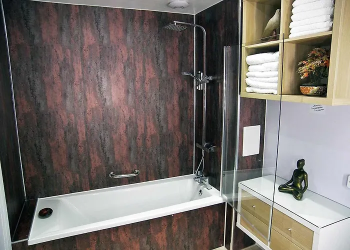 Beaverhall Holiday Apartments דירה