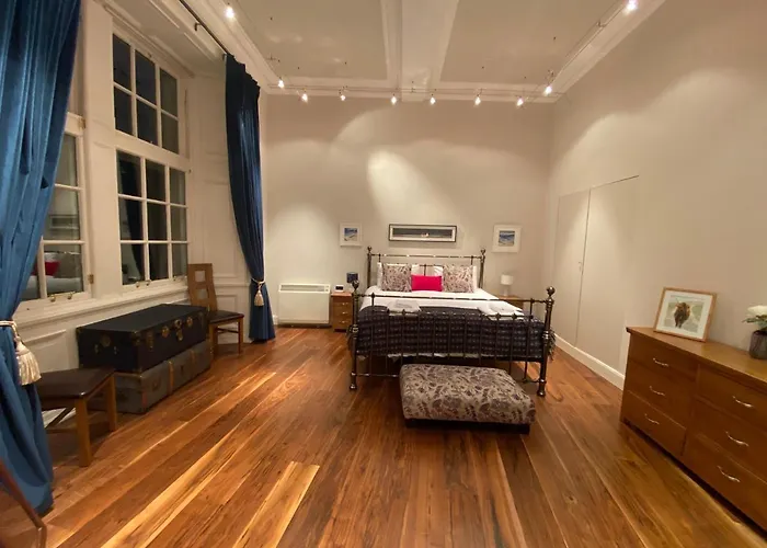 Royal Mile Mansions By Apartamento