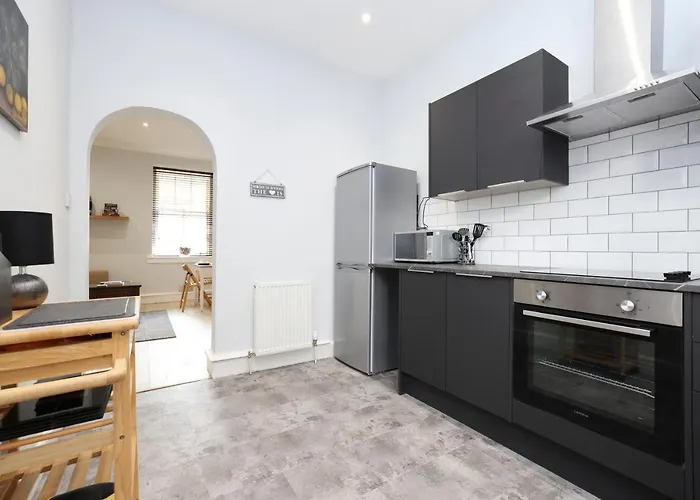 Stunning 2 Bed Nr The Royal Mile & The Castle Apartament