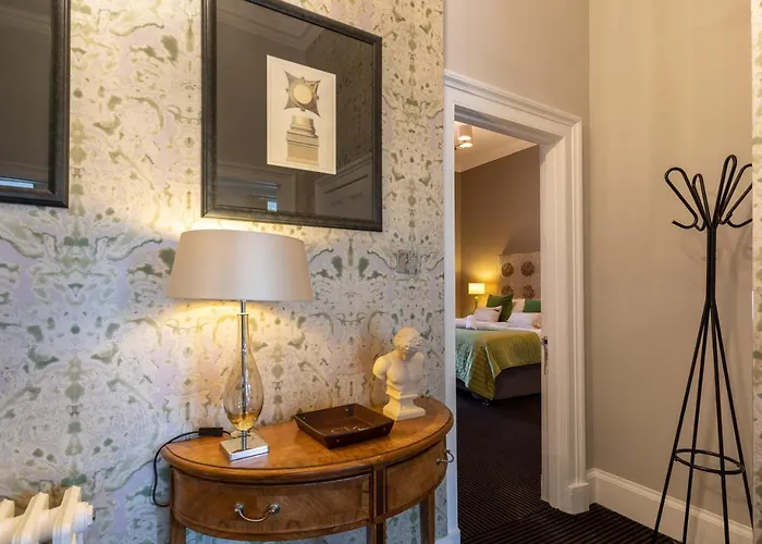 The Address - Castle View Appartement