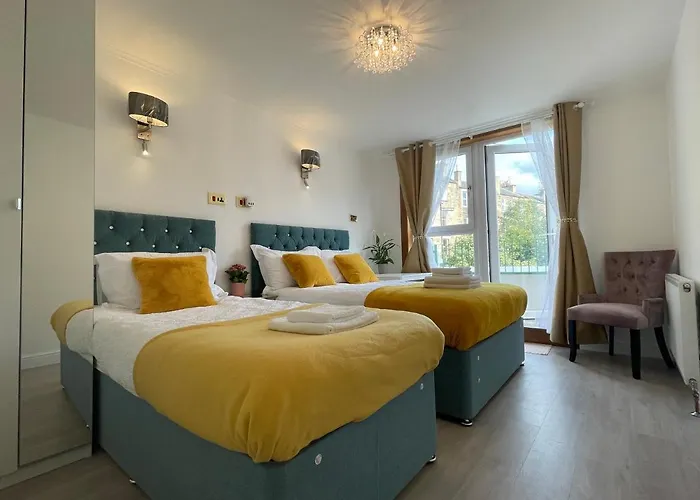 Comfy 2 Familyroom Апартаменты Эдинбург