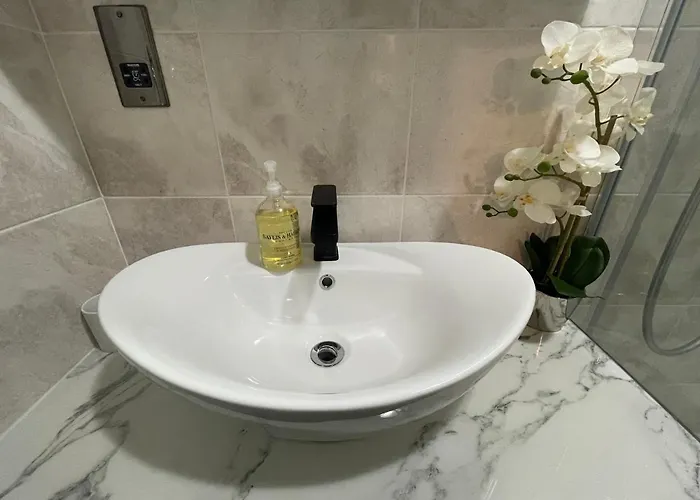 Comfy 2 Familyroom דירה אדינבורו