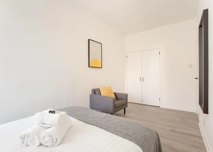 Appartamento Modern & Bright 1 Bed For 4 Close To Centre! Edimburgo