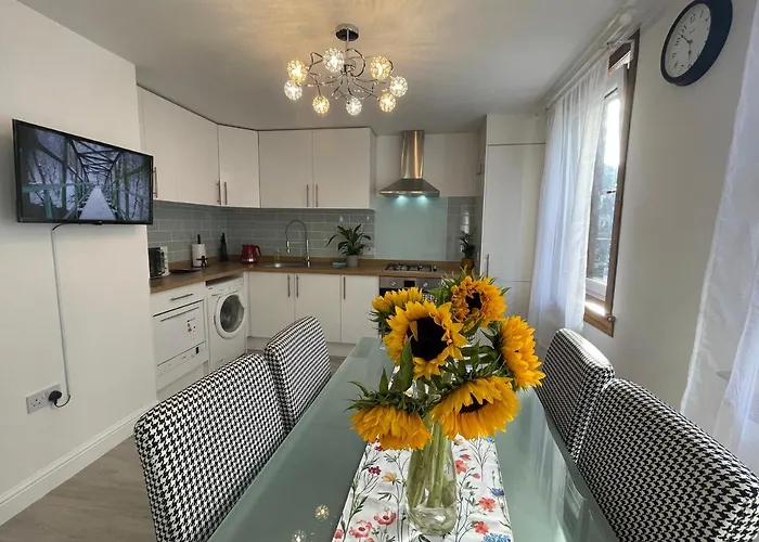 דירה Comfy 2 Familyroom