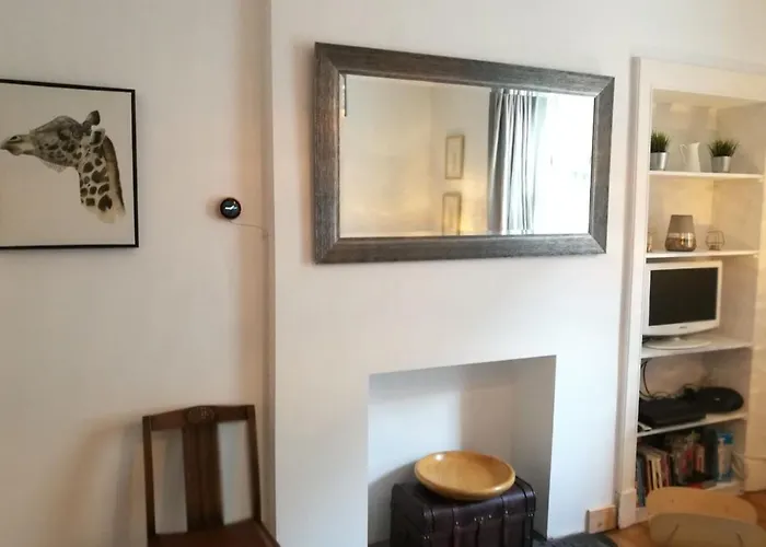 شقة Fringe Base With Garden Near The Meadows