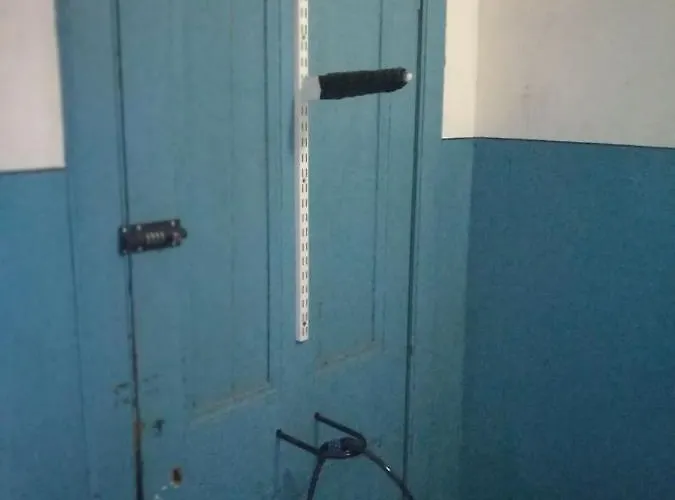 شقة Fringe Base With Garden Near The Meadows *