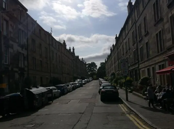 شقة Fringe Base With Garden Near The Meadows *