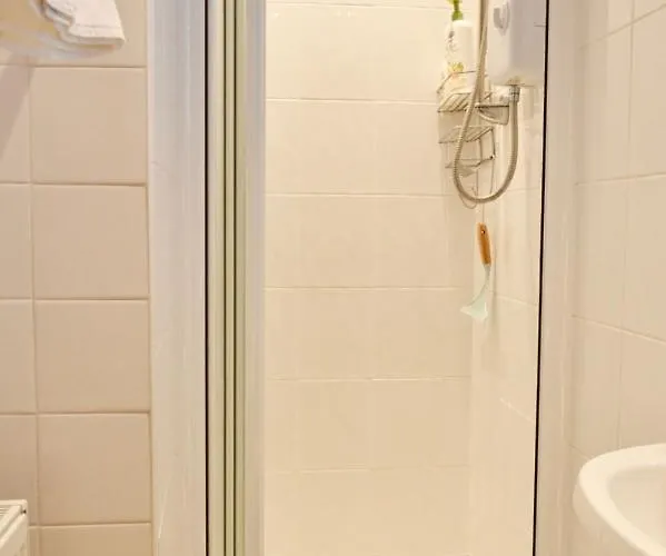 Fringe Base With Garden Near The Meadows شقة إدنبرة