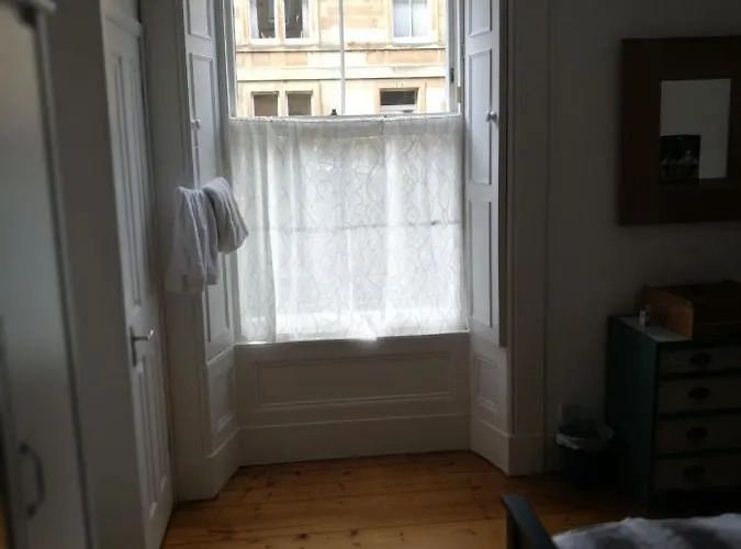 شقة Fringe Base With Garden Near The Meadows