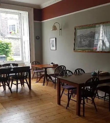 Ivy- Braveheart Εδιμβούργο