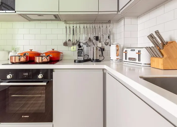 Castle View Luxury 1 Bed * אדינבורו