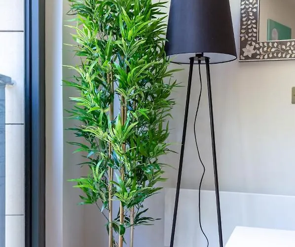 Castle View Luxury 1 Bed דירה אדינבורו