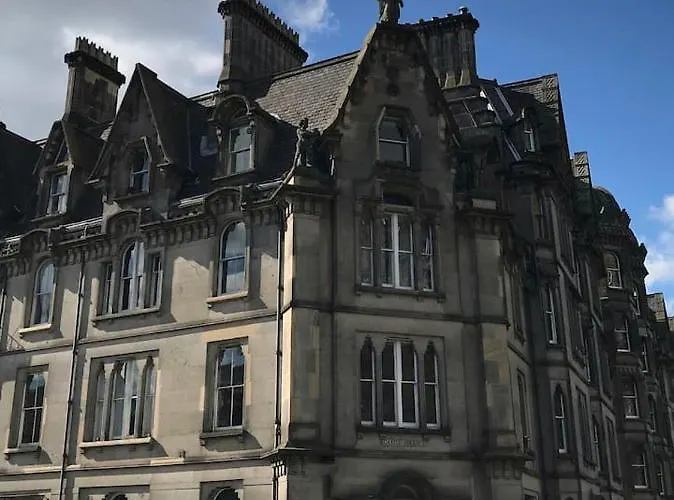 Apartment Castle Terrace 1 Bed Looking Onto Castle - Sleeps Upto 4 Edinburgh