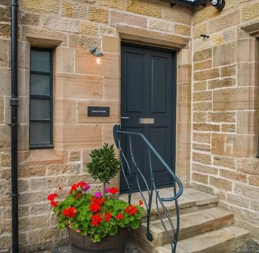 Stunning 1820s Stables Converted *