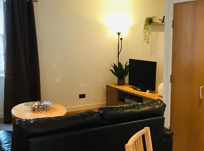 My-canning Street Hotel