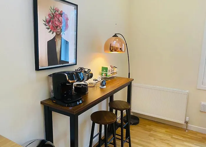 2 Bed 2 Bath With Private Parking Lägenhet Edinburg