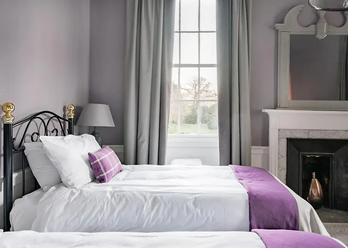 Drylaw House, Grade A Listed Mansion Near Centre Edimburgo