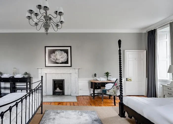 Casa vacanze Drylaw House, Grade A Listed Mansion Near Centre