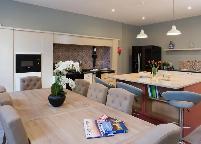 Daire Gorgeous 3-bedroom *