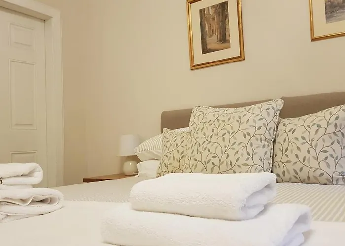 Daire Gorgeous 3-bedroom Edinburgh