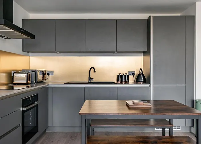 Amazing - Great Junction St - Free Parking *