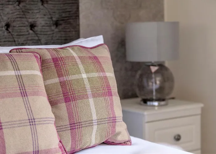 Apartment Stunning 1 Bed At Holyrood Palace & Arthurs Seat