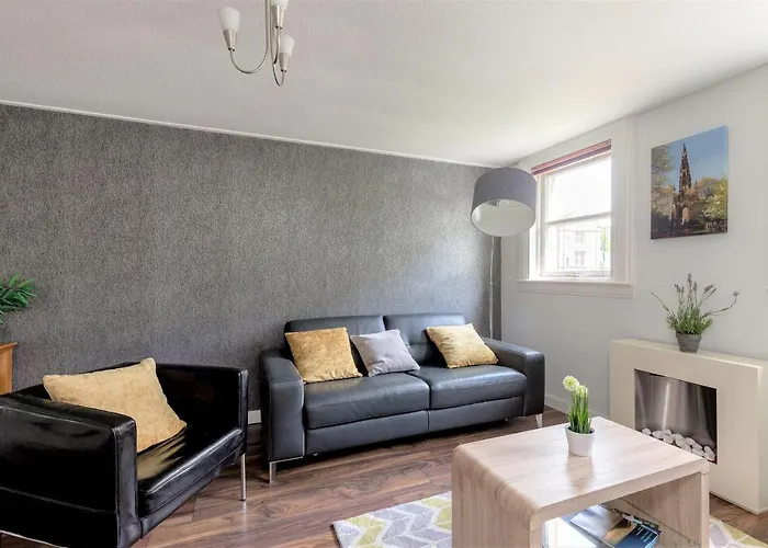 Stunning 1 Bed At Holyrood Palace & Arthurs Seat *