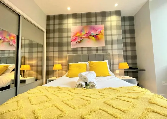 아파트 Chic, Newly Reno'd 1 Bed Open Plan, Nr The Meadows 에든버러