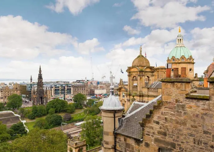 Refurbished Studio Next To The Royal Mile شقة إدنبرة