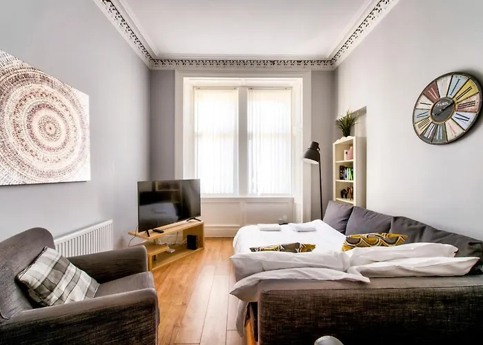 Modern Sleeps 6 * Edinburgh