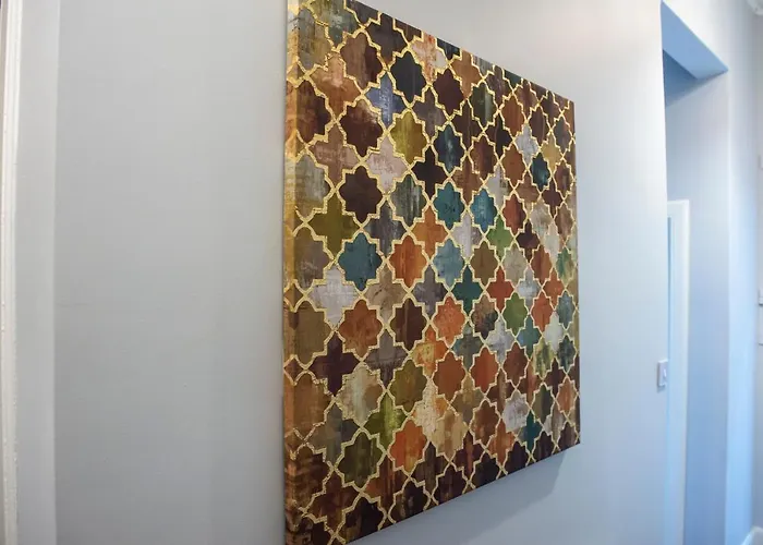 Modern Sleeps 6 דירה אדינבורו