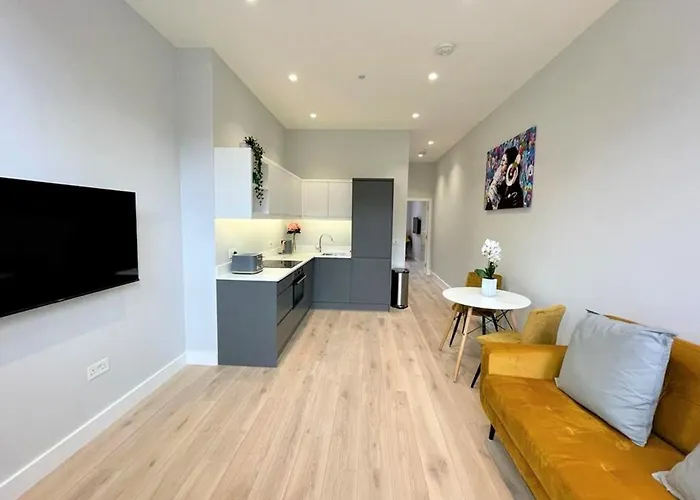 Chic, Newly Reno'd 1 Bed Open Plan, Nr The Meadows 아파트 에든버러