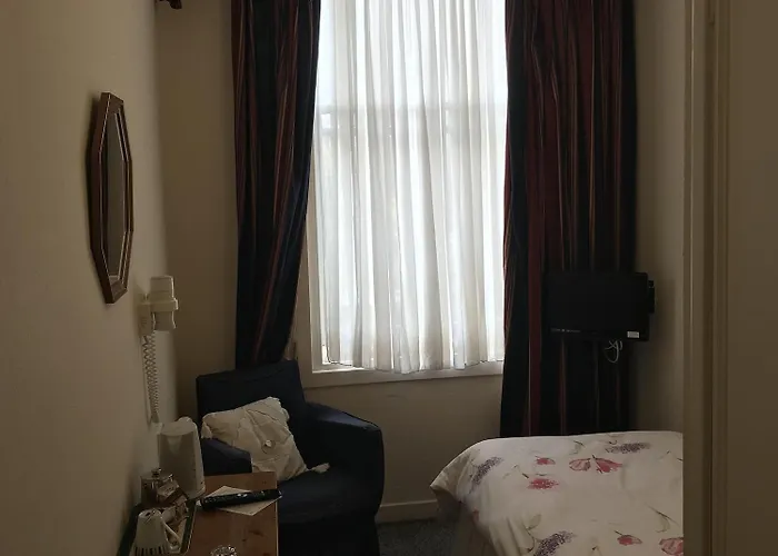 Pensjonat Dorstan House 3*